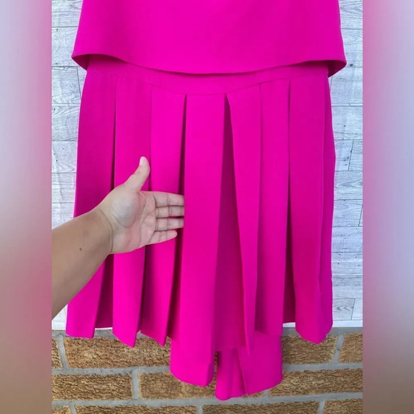 LBV Crepe Pleated Day Dress in fuschia size 6 - Picture 7 of 17